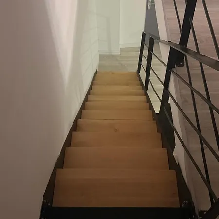 3 Pieces Διαμέρισμα *